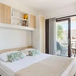 Apartment Enyoj Marjan, Beaches&view *