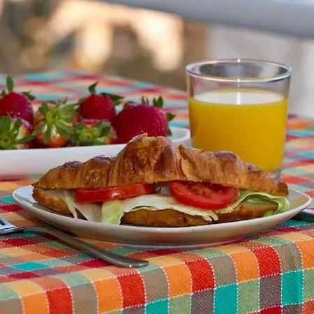 아파트 Enyoj Marjan, Beaches And View *