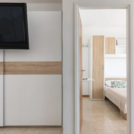 Enyoj Marjan, Beaches&view * Split