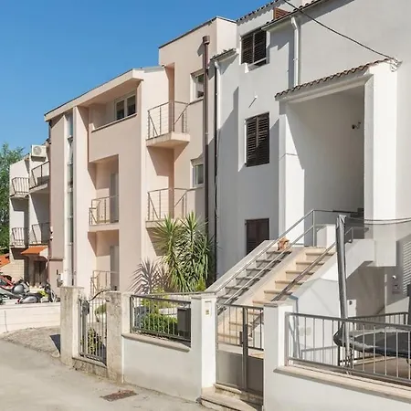 Apartment Enyoj Marjan, Beaches&view